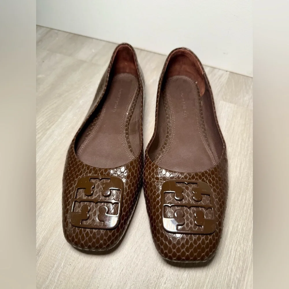 Tory Burch Georgia Ballet Flat Womens 5.5 Brown Croc Leather Medallion Ballerina